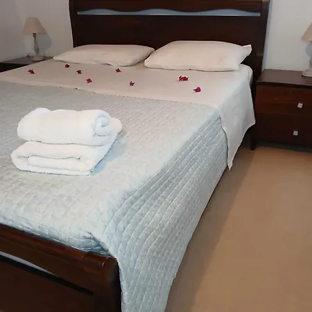 Victoria Mansion * Pinakokhorion